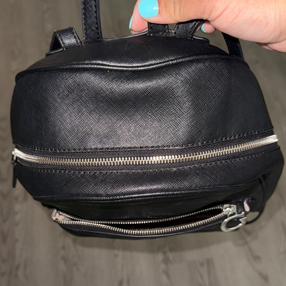 GUESS Black Backpack - Picture 12 of 14